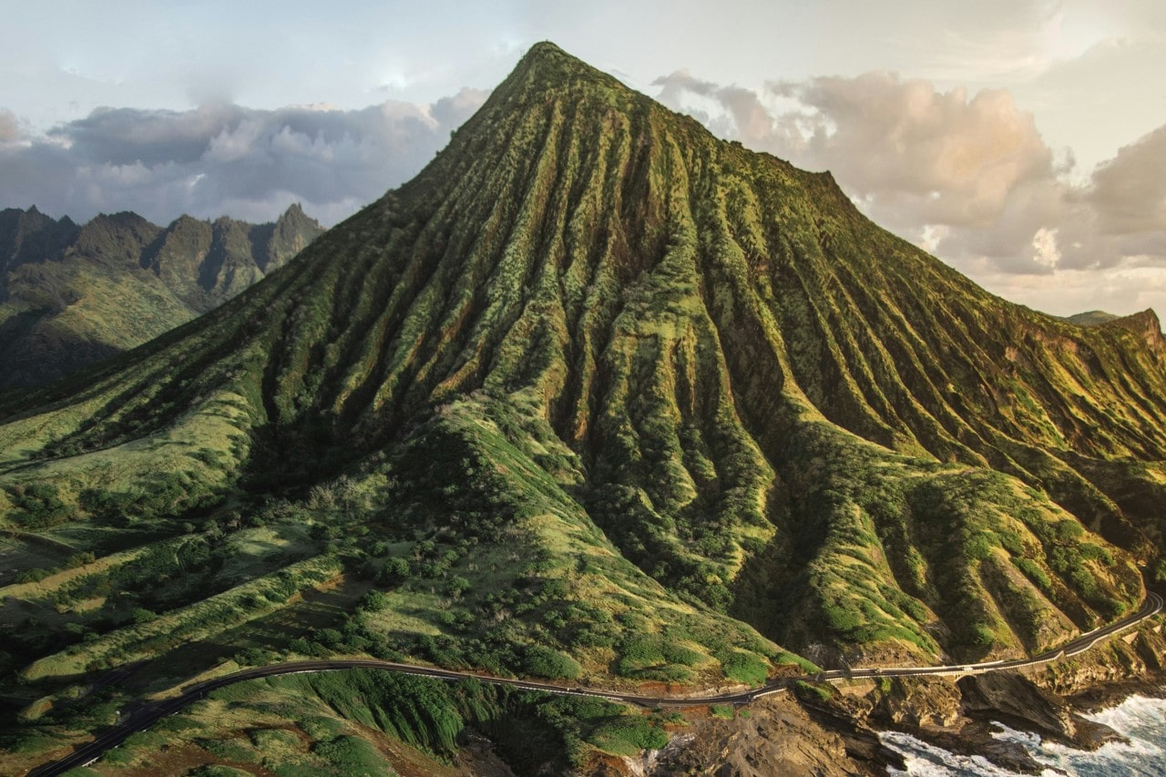 A breathtaking view of Koko Head on a cloudy day.